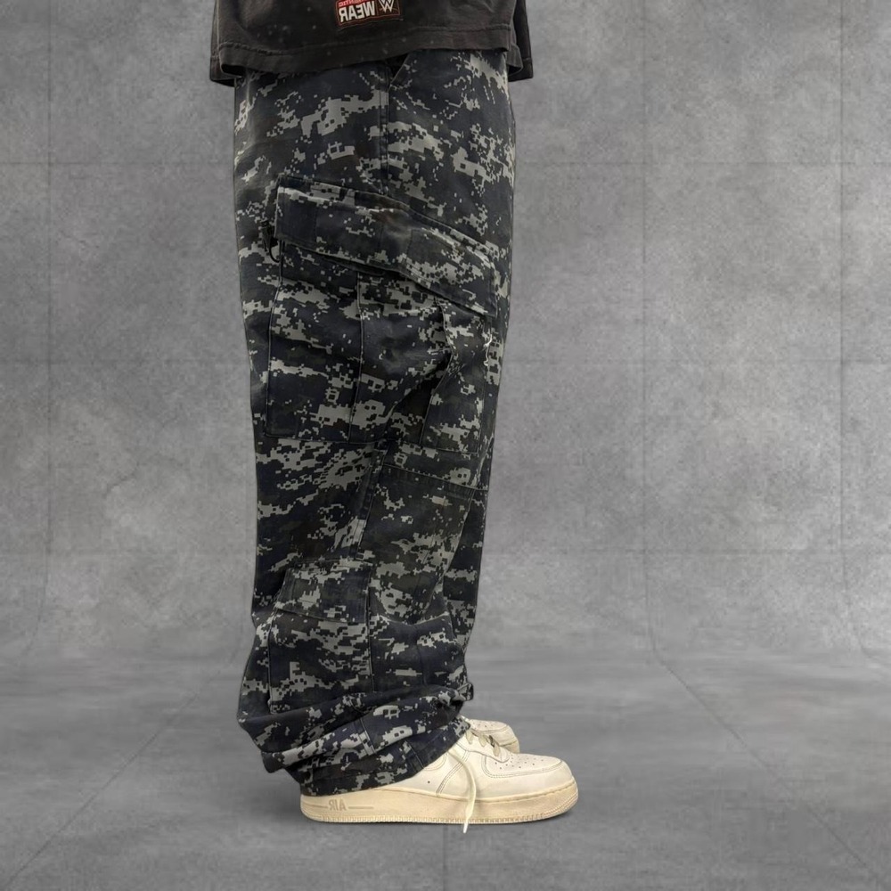 Vintage Y2K 2000s Grunge Skater Blue Digital Camo Streetwear Cargo Pants